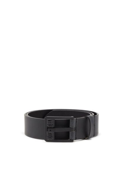 4 cm leather belt with clean-cut edges