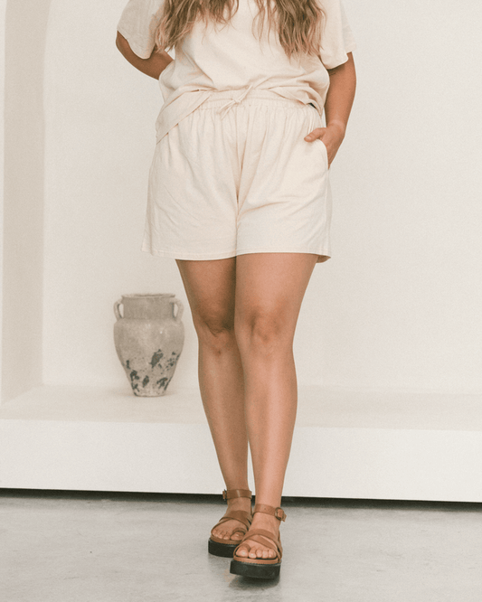 Essential Shorts | Beige