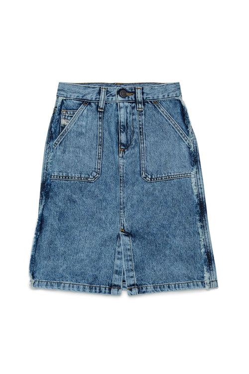 Frayed denim skirt with rose patch